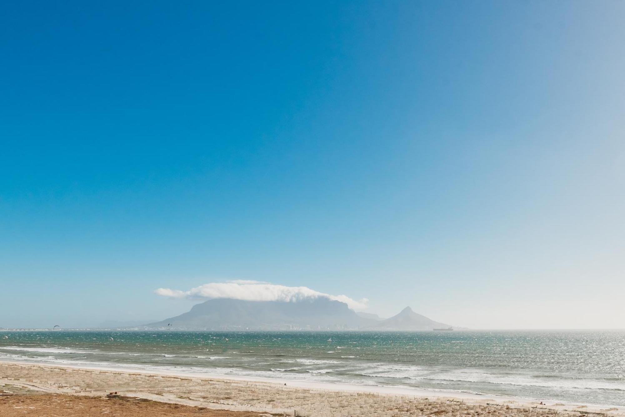 Voir La Mer - Blouberg Beach โบลแบร์กสตรานด์ ภายนอก รูปภาพ